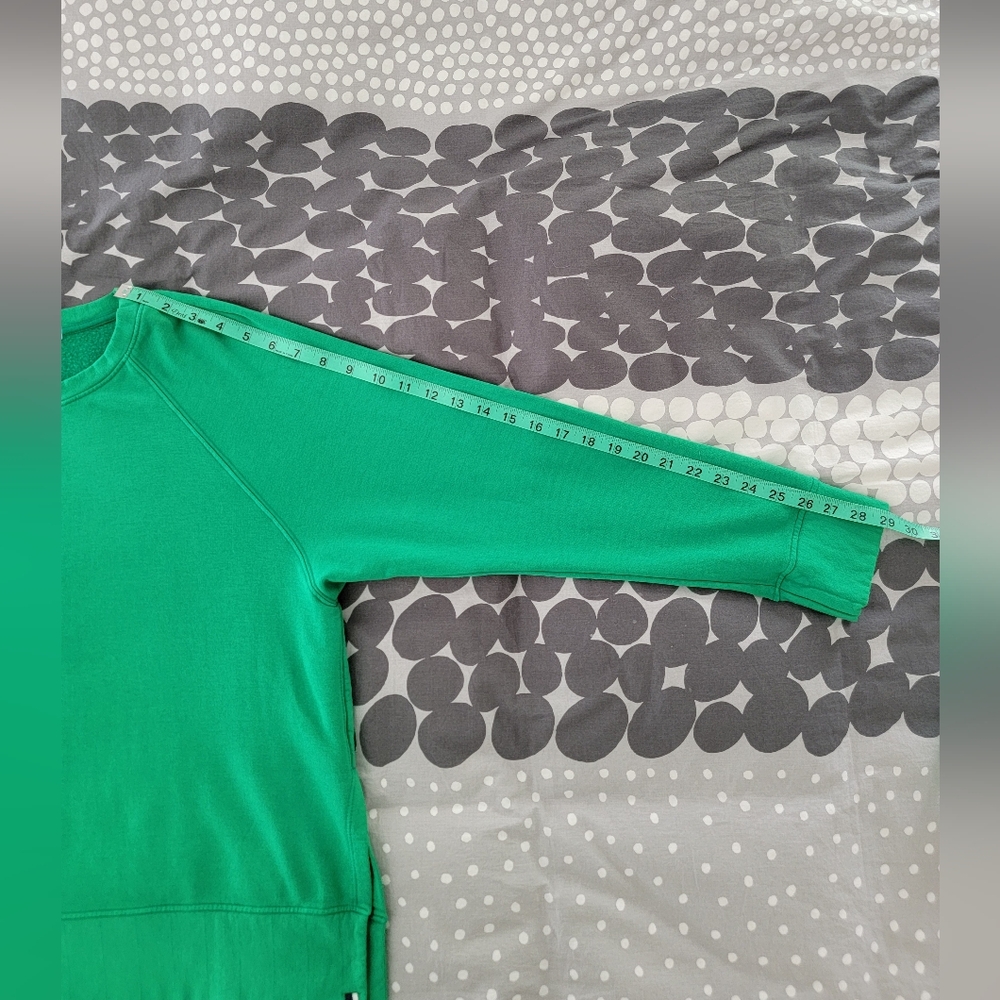 NWOT Stateside Softest Fleece Raglan Side Slit Sweatshirt - kelly green - Picture 7 of 8